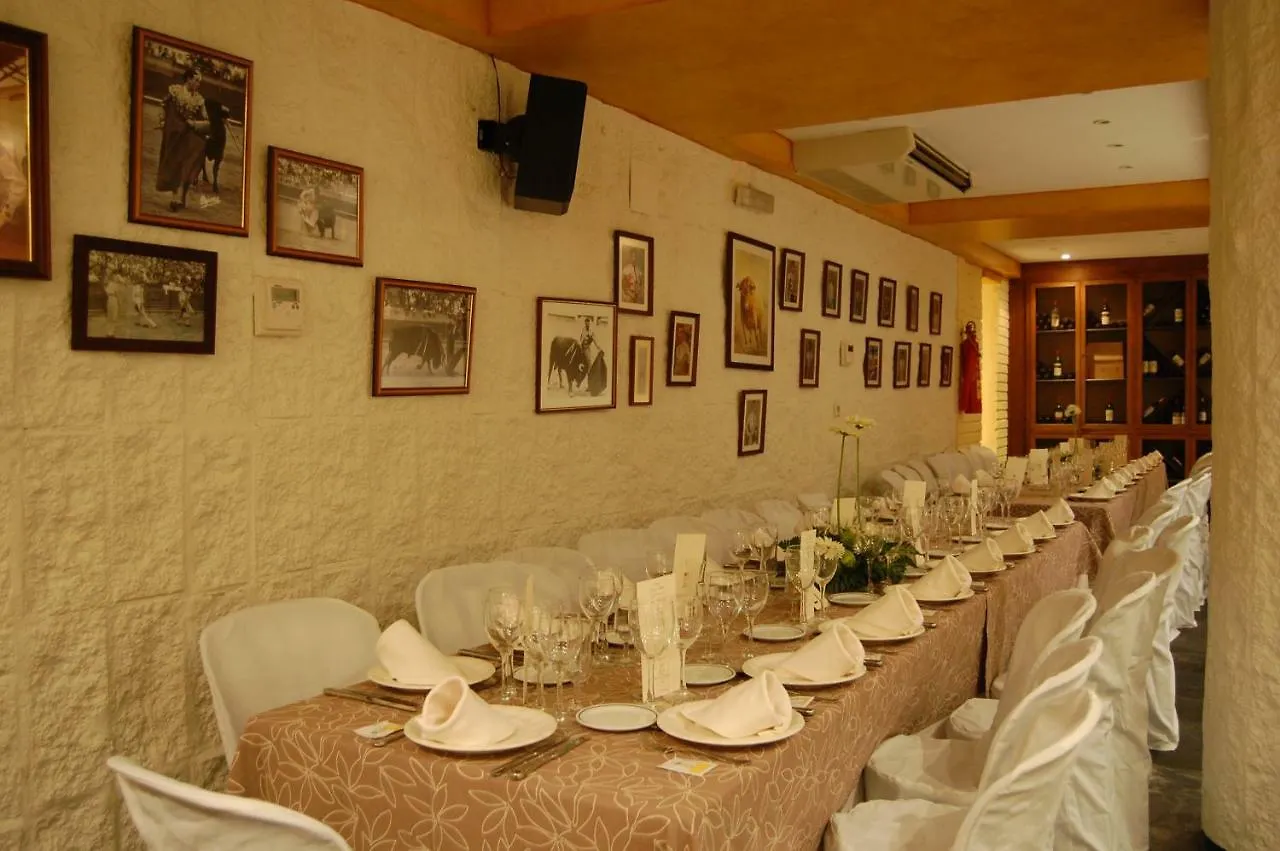 Hotel Ciudad Del Sol Pirula Ecija